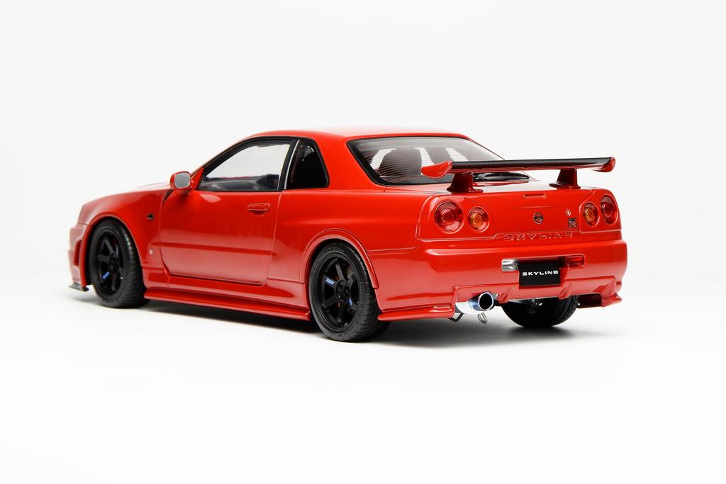 FREESTYLE MOTORHELIX Scale Nissan SKYLINE CUSTOMIZED VERSION ACTIVE RED M83411 1/18 GT-R (R34) (Finished Product)