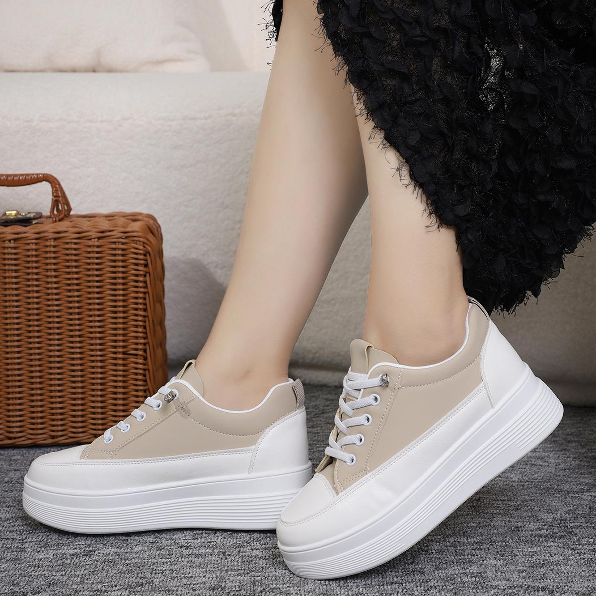 

Женские дышащие летние белые туфли на платформе 2024 года, новые легкие повседневные спортивные туфли из резины для женщин, на шнуровке, вулканизированные туфли 42 хаки