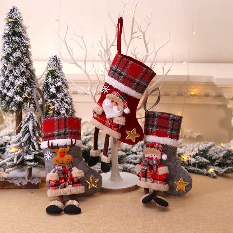 1Set Christmas Tree Socks Pendant Old Man Elk Bear Snowman Pattern Christmas Medium Plaid Socks for Children Candy Gift Bag