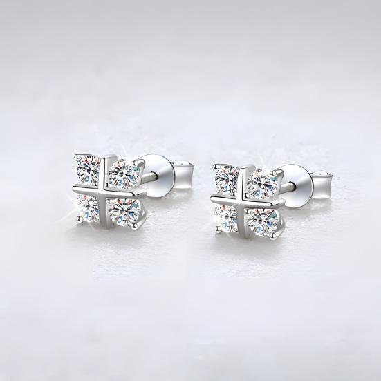 1 Pair Stud Earrings Four-Leaf Clover Design Micro-Setting High Clarity Cubic Zirconia Sparkling Earrings