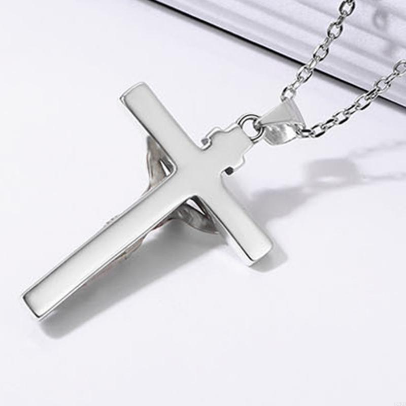62KD Intricate Crosses Pendant Necklace Metal Chain Neckwear for Fashion Enthusiasts