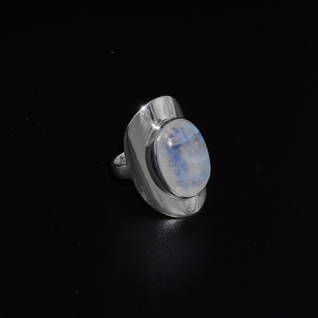 High Finish Moonstone Ring: 925 Sterling Silver Gemstone