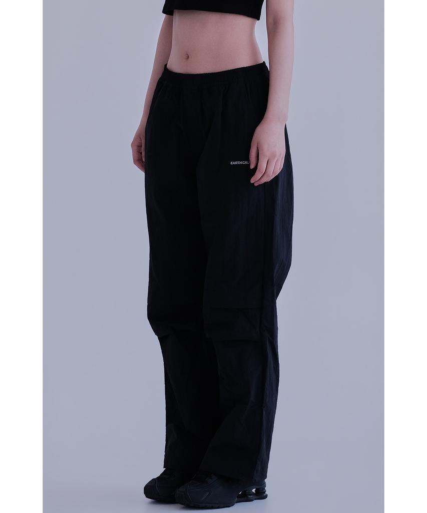 Eolseukamela [Reorder] Lightweight Parachute Pants Women_Black