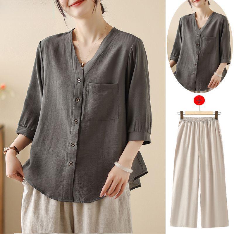 Summer Cotton Linen Lightweight Casual Shirt Set for Middle-Aged Women with Versatile Three-Quarter Sleeves