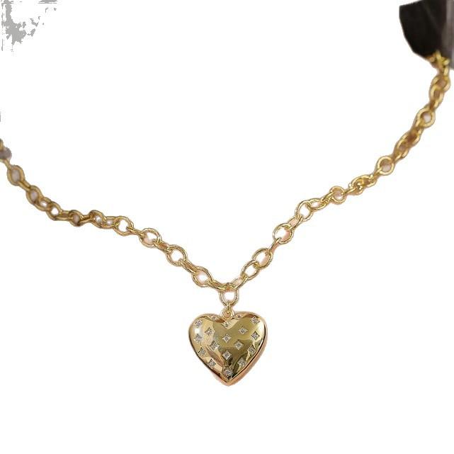 Trendy Cold Wind Popular Stacked Chain Love Heart Pendant Stud Earrings Set
