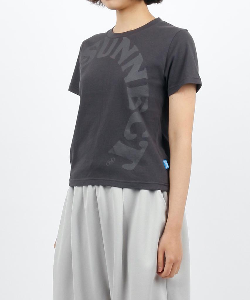 Sseonegteu Big Wave Logo Tee - Charcoal