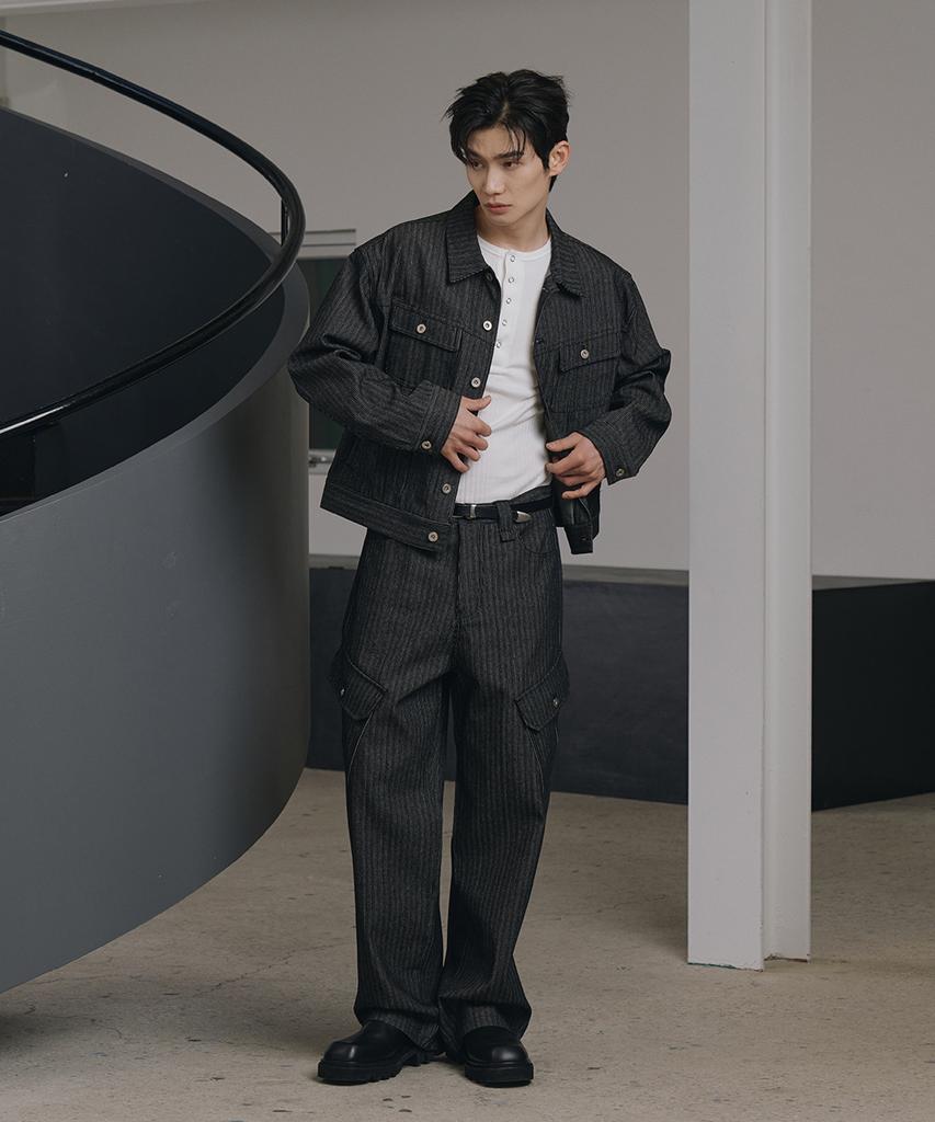 Lolangseoul Stripe Corduroy Cargo Pants(Black)