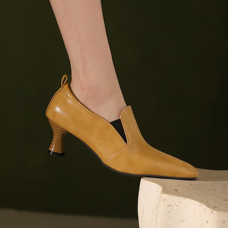 

Women s high-heeled single shoes spring and summer pointed thin heels large size versatile low-top shoes 34 чорний