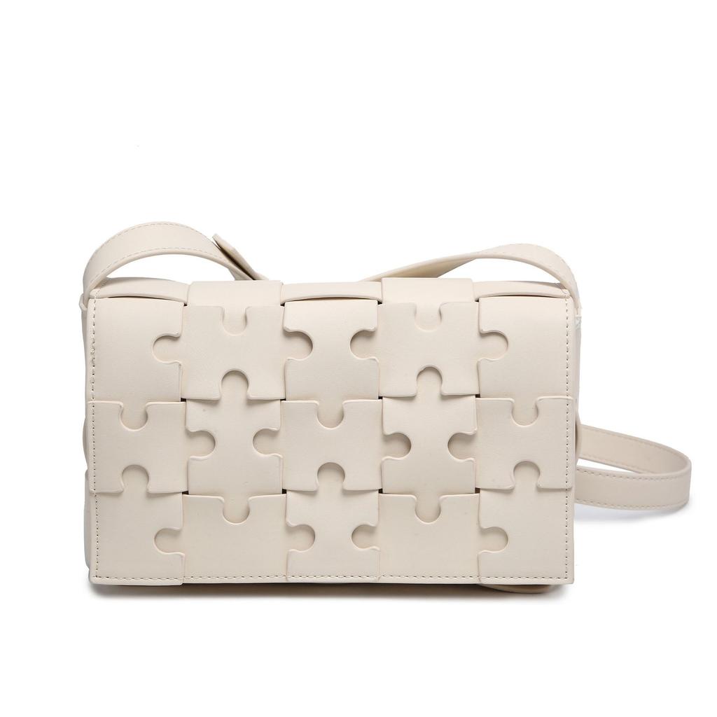 Early spring new woven bag women's high-end messenger bag versatile trend commuter small square bag