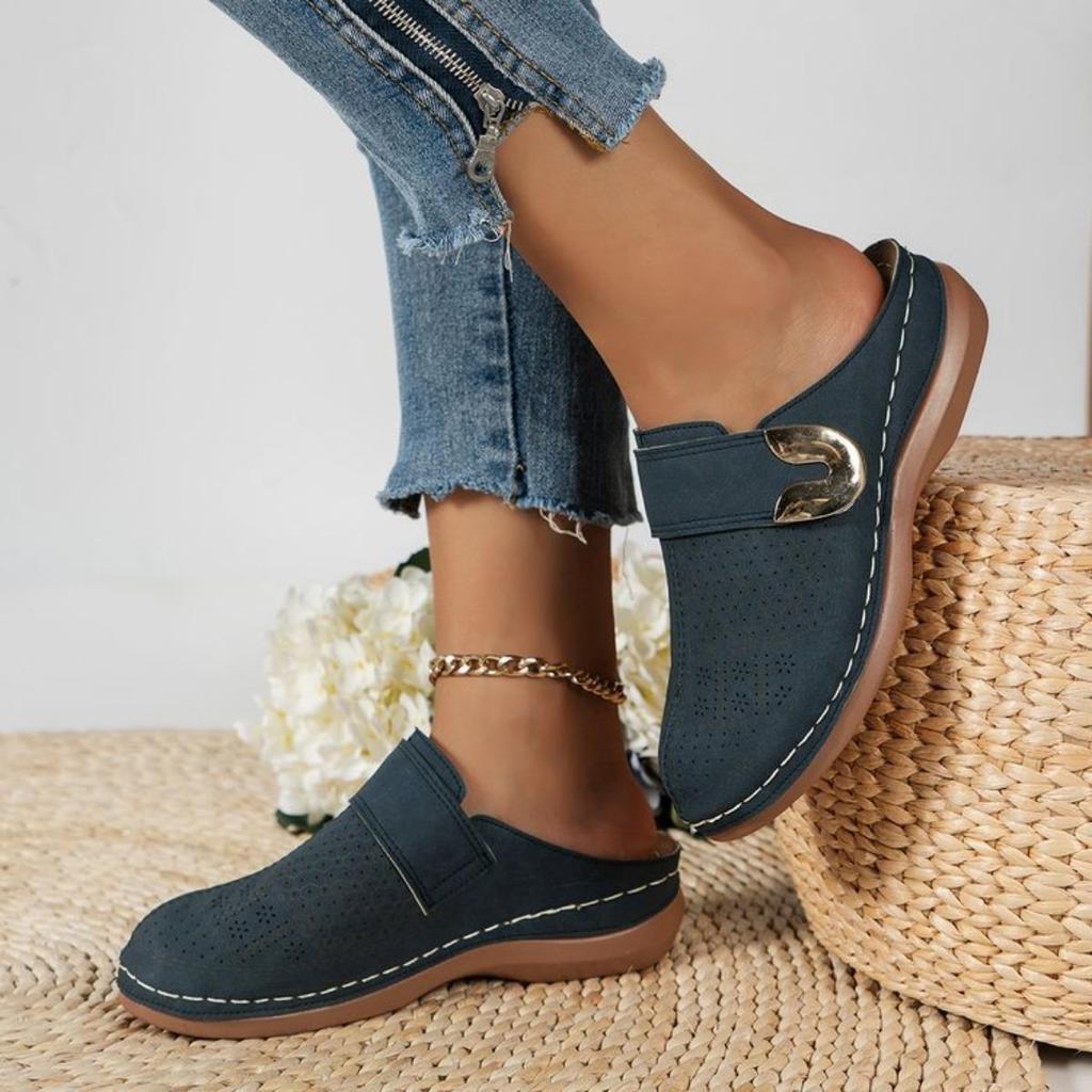 Chaussons décontractés à talon incliné pour femmes avec boucle - Bout fermé, revêtement PU confortable, parfaits pour une tenue décontractée