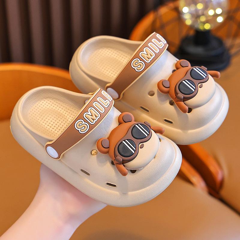 Summer Children's Clog Shoes Boys Girls Non-Slip Soft Cushion Breathable Closed-Toe Beach Sandals for Kids