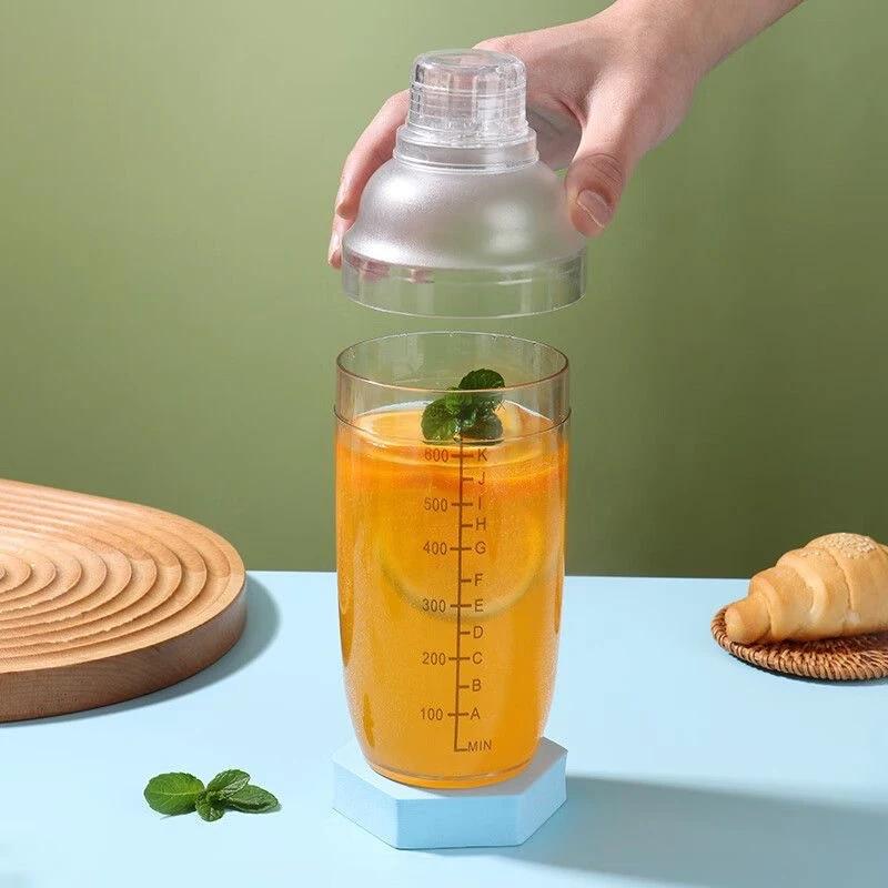 Plastic Cocktail Shaker Drink Mixer with Scale Thickened PC Material Milk Tea Shake Bottle 350/500/700/1000ML Bar Mixing Tool