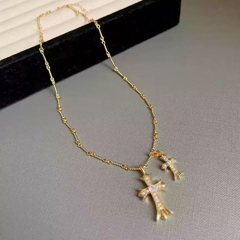 Double Cross Necklace - Women s Pendant Decorative Luxury Small-Scale Collar Chain Jewelry Geometric Style золотой