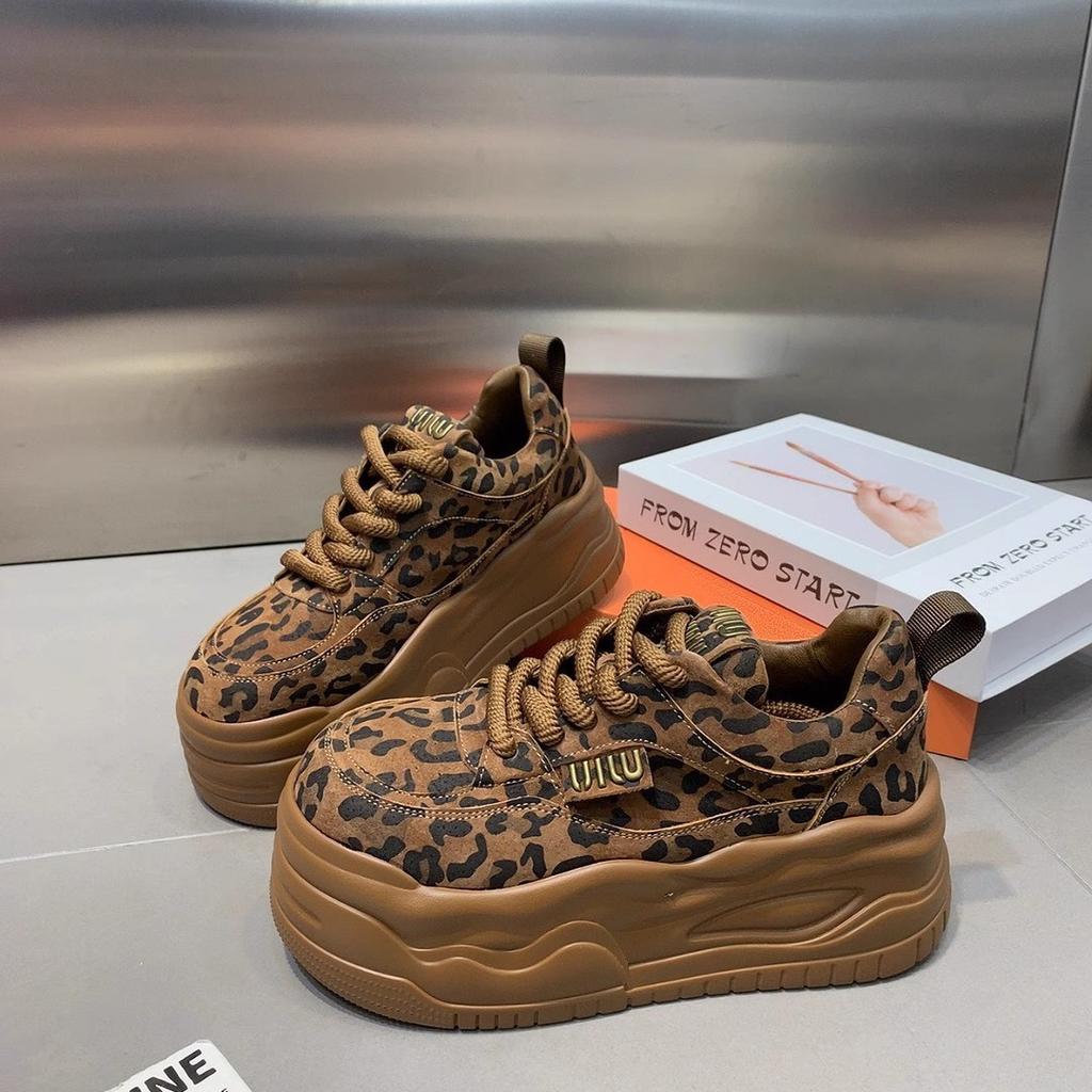 European Station leather muffin platform leopard print board shoes heightening shoes women's velvet 2025 new autumn casual biscuit shoes