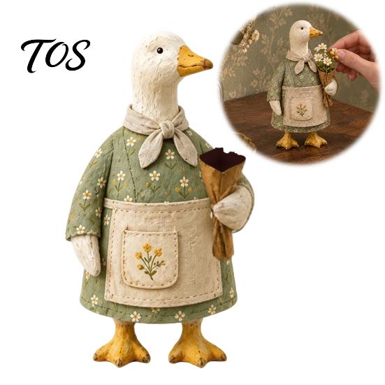 Garden Landscaping Supplies Rustic Goose Figurine, Resin Statue with Apron Holding Flowers, Vintage Style Figurines Cute Animal Ornament for
