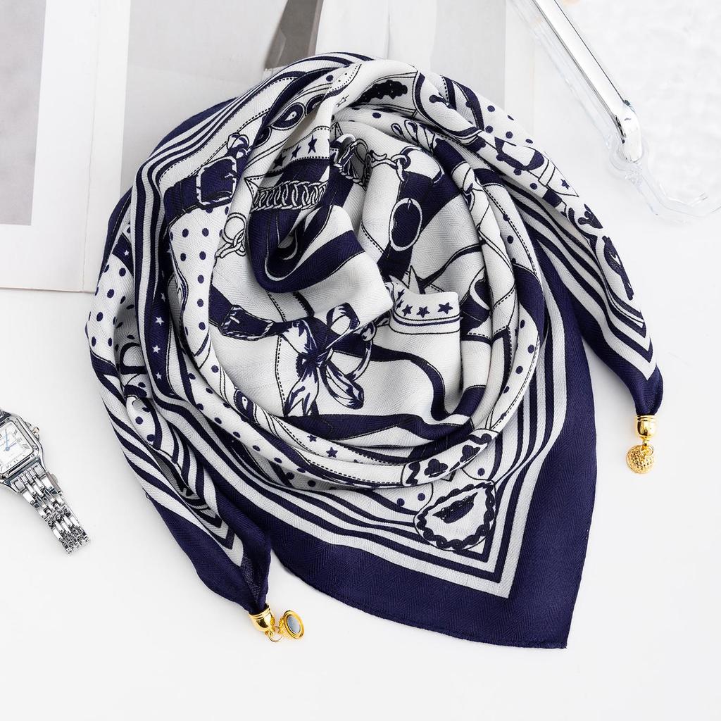 Women's Magnetic Buckle Cotton Scarf - Stylish, Lightweight, Comfortable Neck Protection