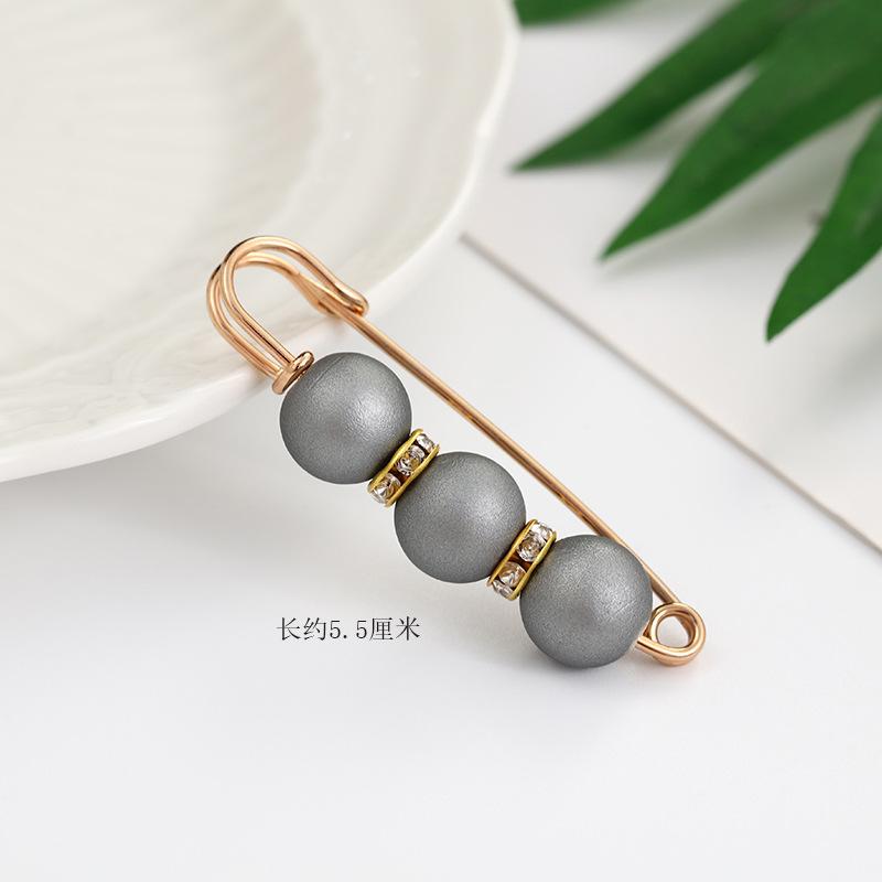 Women New Skirt Waist Artifact Waist Pin Cute Imitation Pearl Rhinestone Brooch Anti-lighting Pin Jewelry H1379