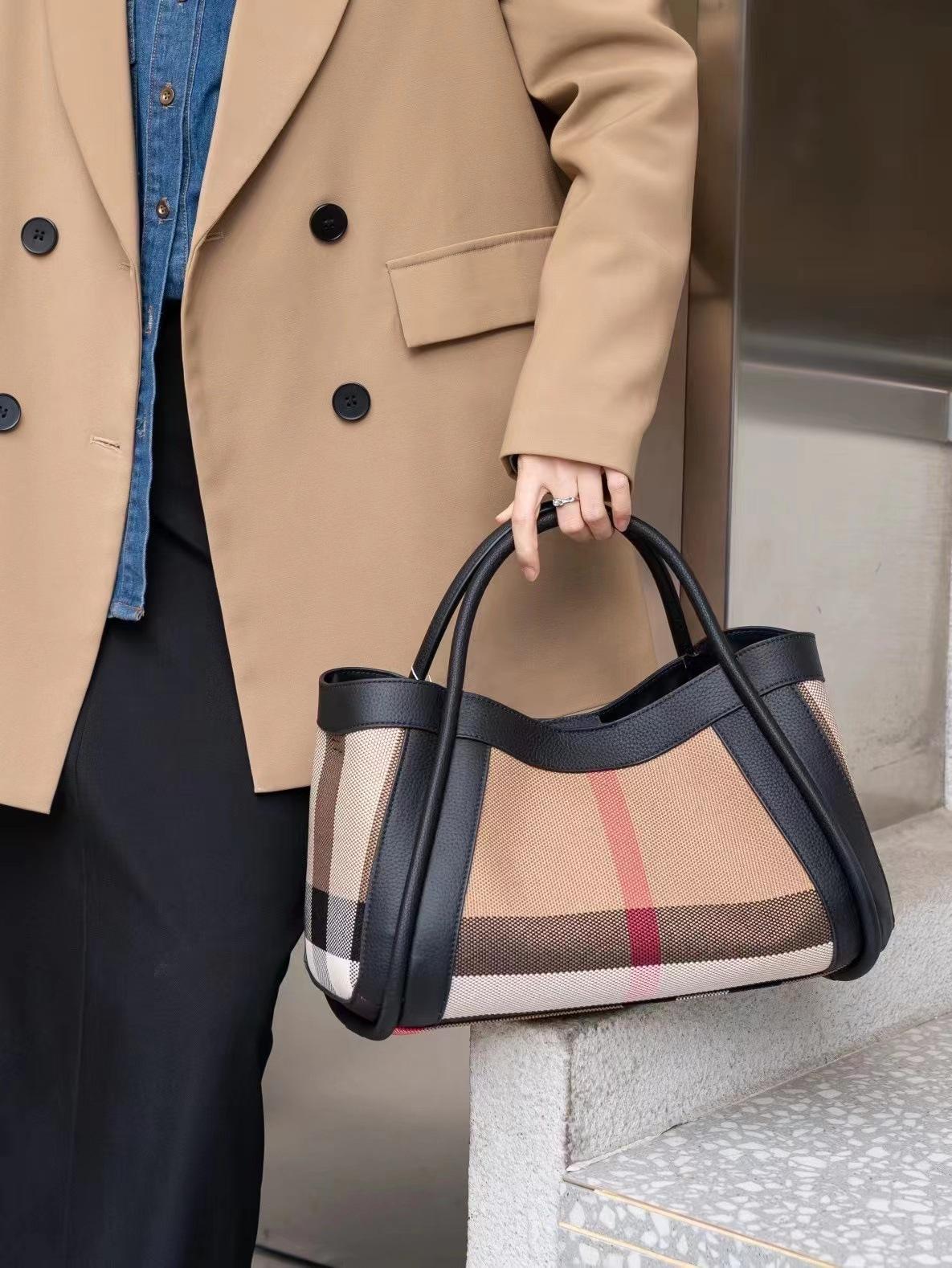 New Women Plaid Wing Shaped Handbag