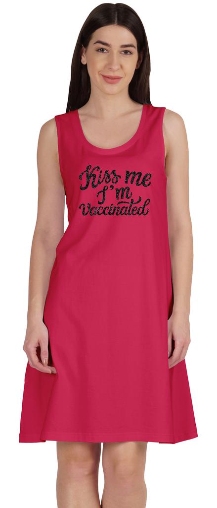 Inkmeso Kiss Me I  M Vaccinated T-shirt Funny Pro Vaccine Summer Scoop Neck