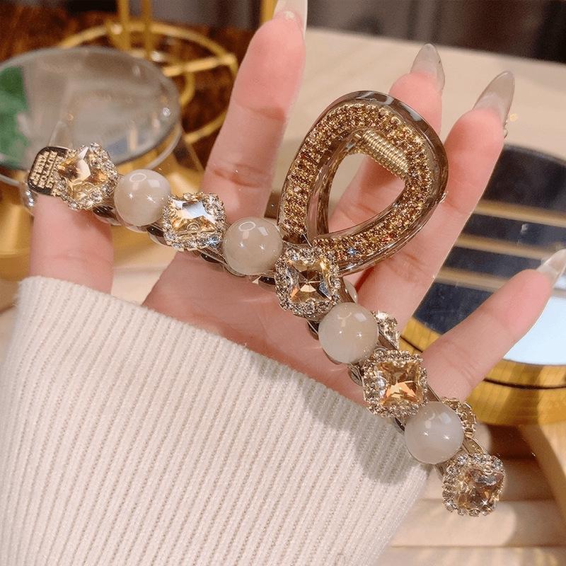 Elegant Korean Luxury Beaded Diamond Claw Hair Clip for Women