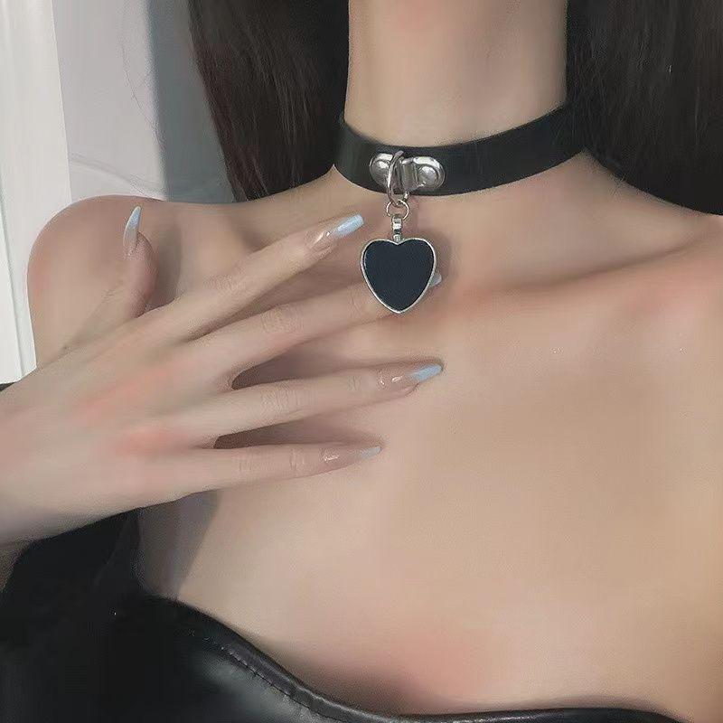 Y2K Black & White Dog Bone Choker Necklace - Cute, Cool, Sweet Girl Style Accessory