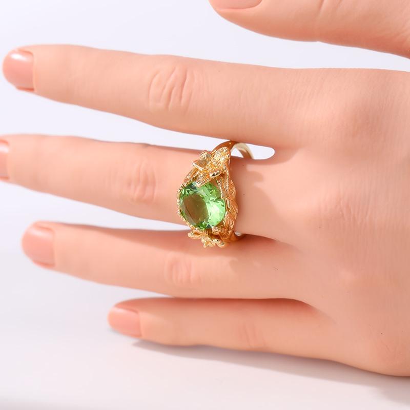 Vintage Inlaid Green CZ Flower Women's Ring Sparkling Gold Color Hand Carving Daily Wear Party Jewelry Anniversary Gift