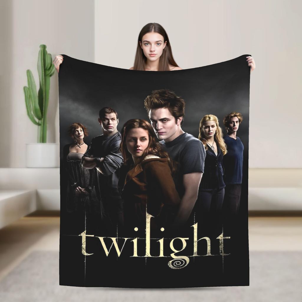 Twilight Saga Jacob Wolf Moon Loca Velvet Throw Fashion Blankets Retro Movie for Home Knitted Fashion Blanket Car Lightweight Portable Quilt