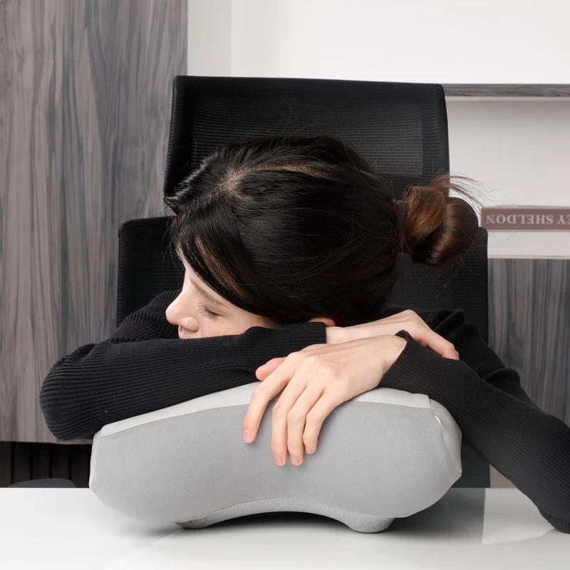 Morphy Richards MR7006 Elf Pillow Massage Cushion