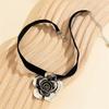 Ethnic Style Retro Flower Necklace Female Niche Versatile Flannel Flower Collar Necklace
