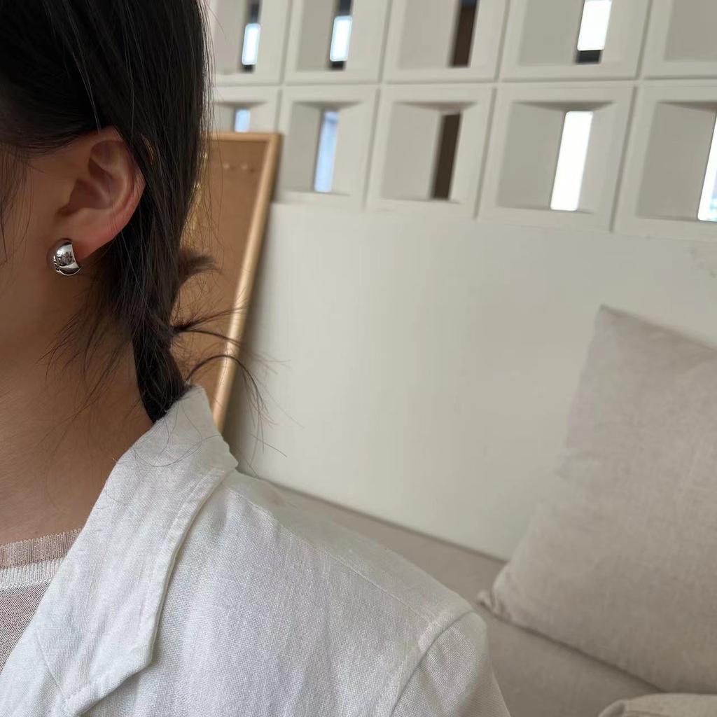 Unique Woven Design Light Luxury Simple Geometric Stud Earrings Metal High-End Trendy Stud Earrings Earrings