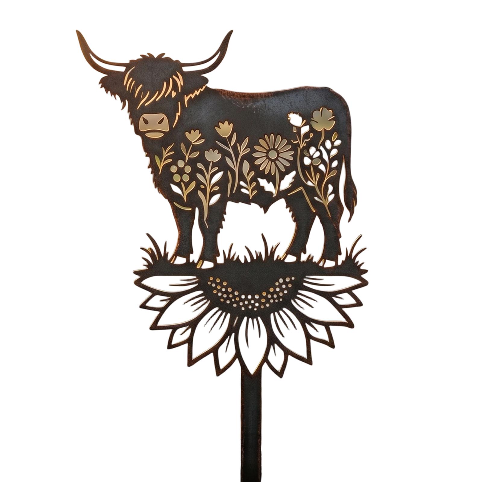 Highland Cow Decorative Garden Yard Stakes Sign Lawn Ornament Metal Stakes Garden Decor for Garden Lawns Courtyard Flower Beds