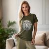 Royal Lion T-Shirt Medallion Shirt Animal Tee - Gift for Girls Mom Dad Grandma Grandpa Family Sister Brother Mama Mother Crew Team Party