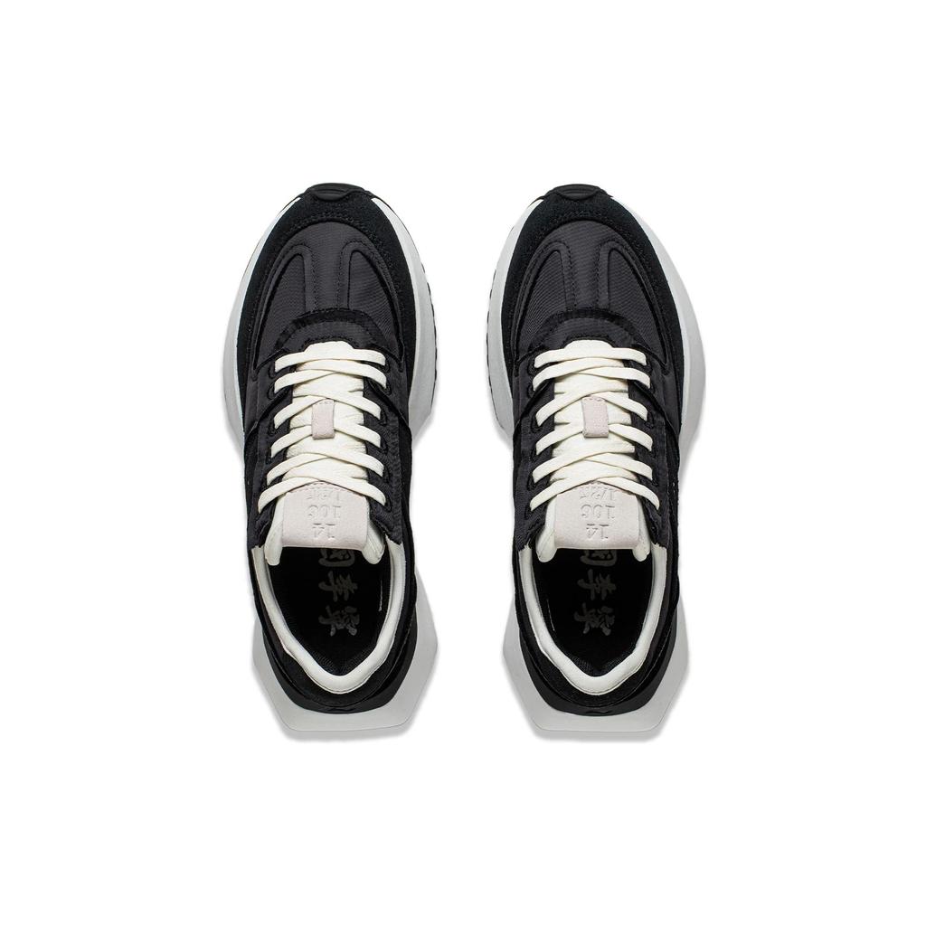 Li Ning 001 VNTG Lightweight Abrasion Resistant Low Top Running Shoes Women's Black AZGT034-2