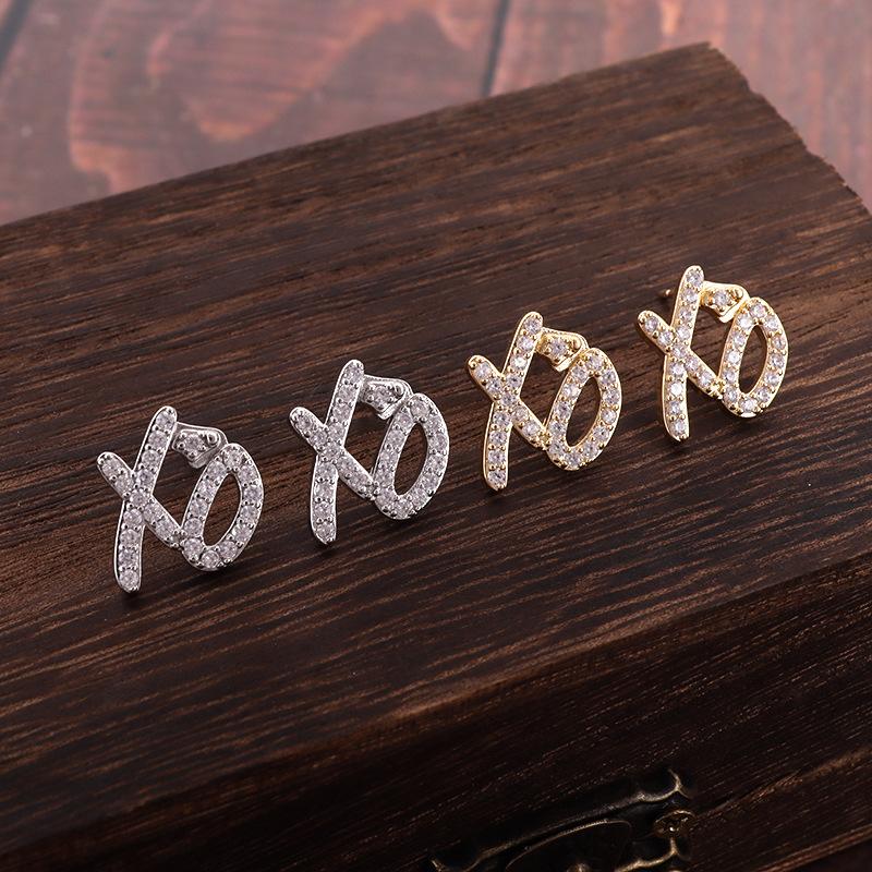 High Hip Hop XO Letter Pendant Necklace for Women Men, Fashion Creative Cubic Zirconia Exaggerated Hip Hop Rock Gift Jewelry