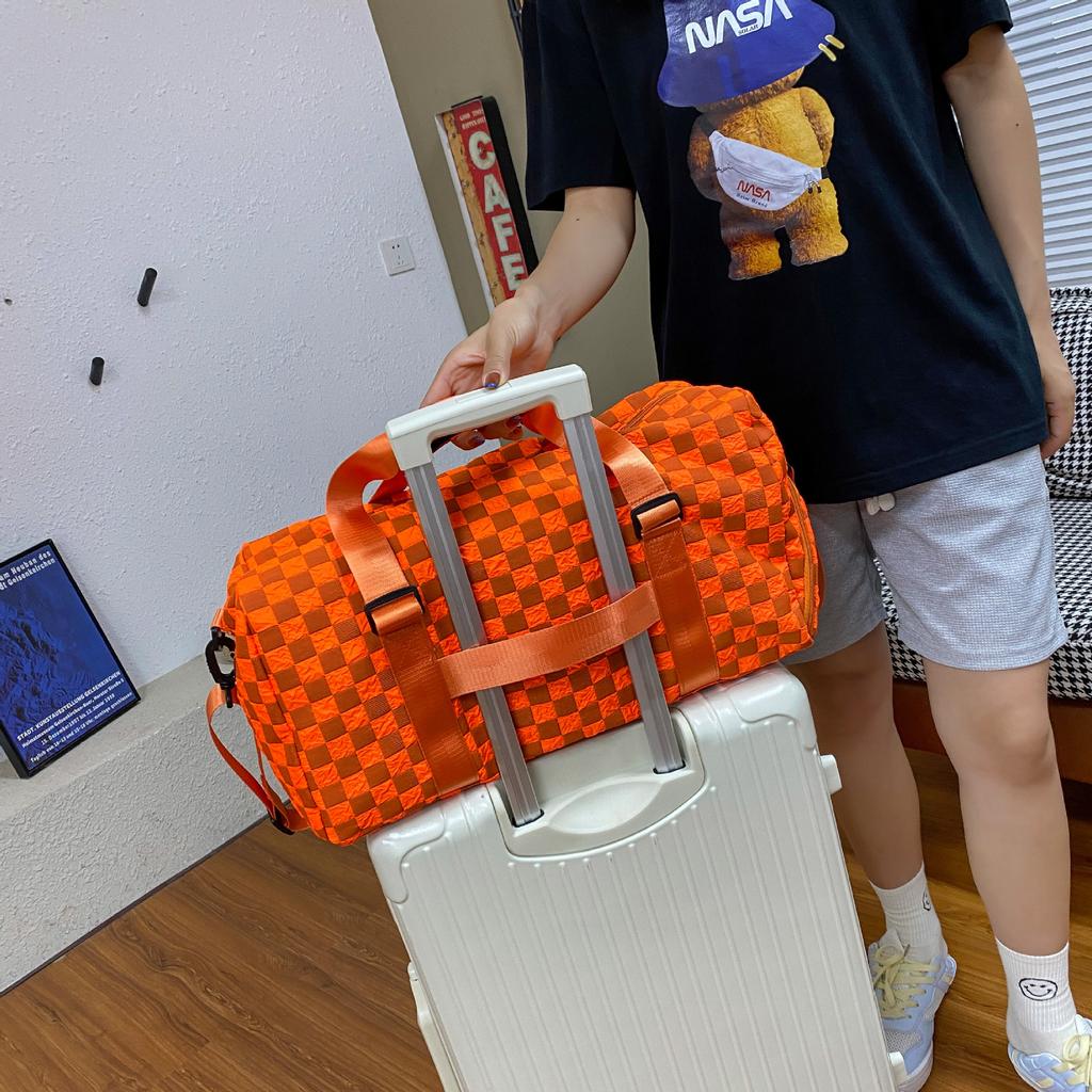 Chessboard Fashion Sports Fitness Travel Bag Large Capacity Multifunctional Yoga Bag Dry and Wet Separation Shoulder Bag