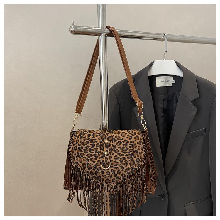 2026 Vintage Style Women Saddle Bag Fringe & Matte Texture Casual Shoulder Crossbody Bag