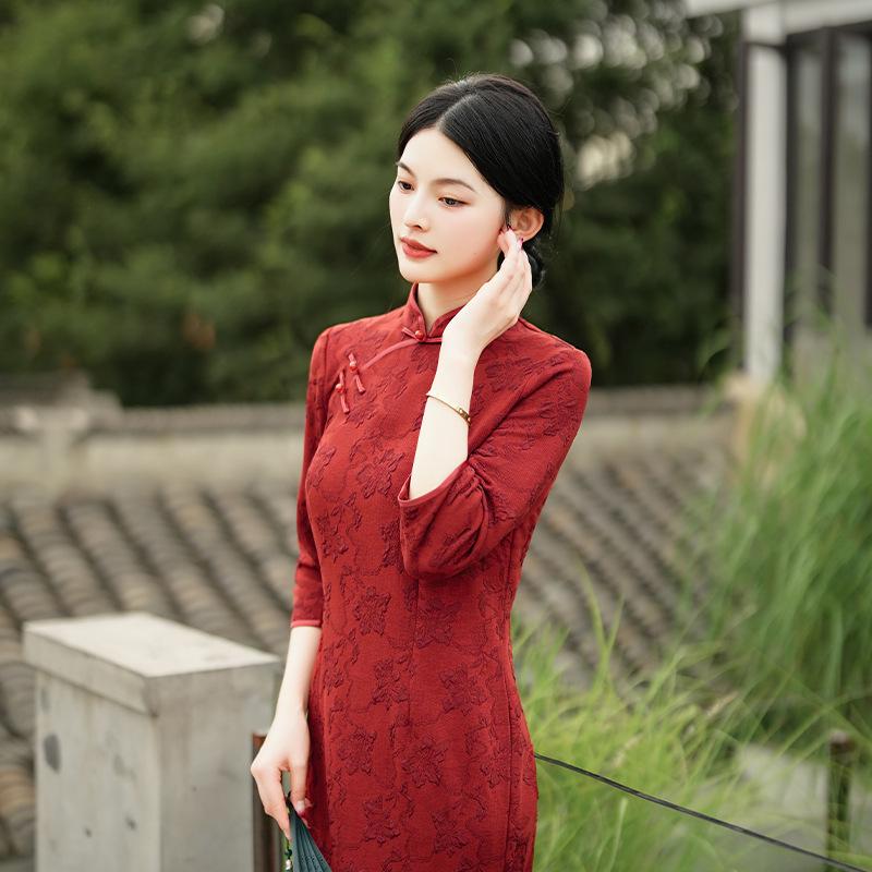 Autumn & Winter Rust Red Slim Fit High-Slit Cheongsam