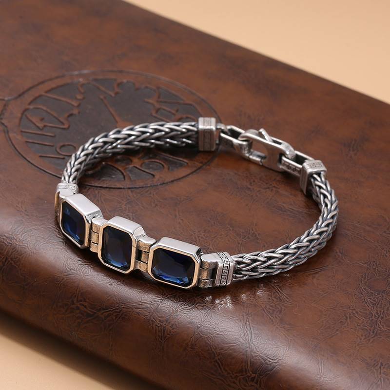 Neues gefälschtes China-Chic Vintage Herren-Strickarmband Vielseitiger Premium-Stil für Herren