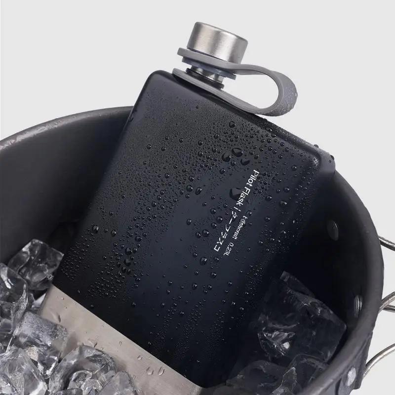 Ploché láhve na vodu na cesty Neprosakující kompaktní láhev na vodu Nerezová ocel Opakovaně použitelné nádoby na alkohol Pivo Nápoje