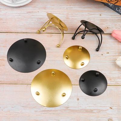 Decoration Wedding Ornament Craft Candelabra Candle Holder Wrought Iron Round Plate Candlestick