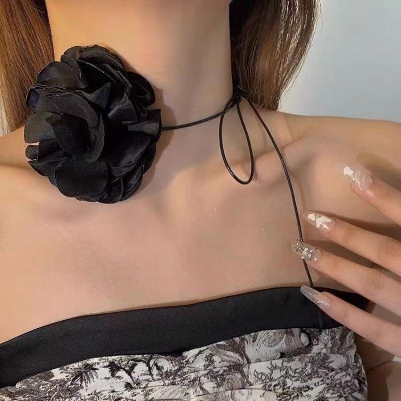 1Pcs Girls Elegant Adjustable Choker Chain Romantic Gothic Black 3D Rose Flower Necklace For Women Wedding Party Jewelry