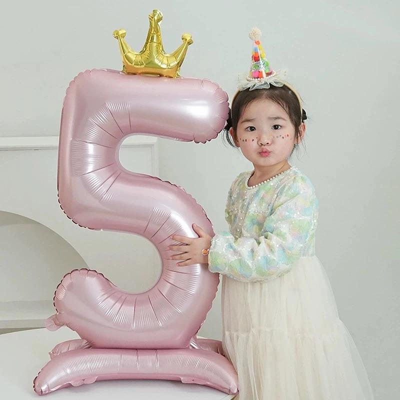 Gradient Color Crown Number Balloon Pillar, 32-40 Inch, First Birthday Party Decoration