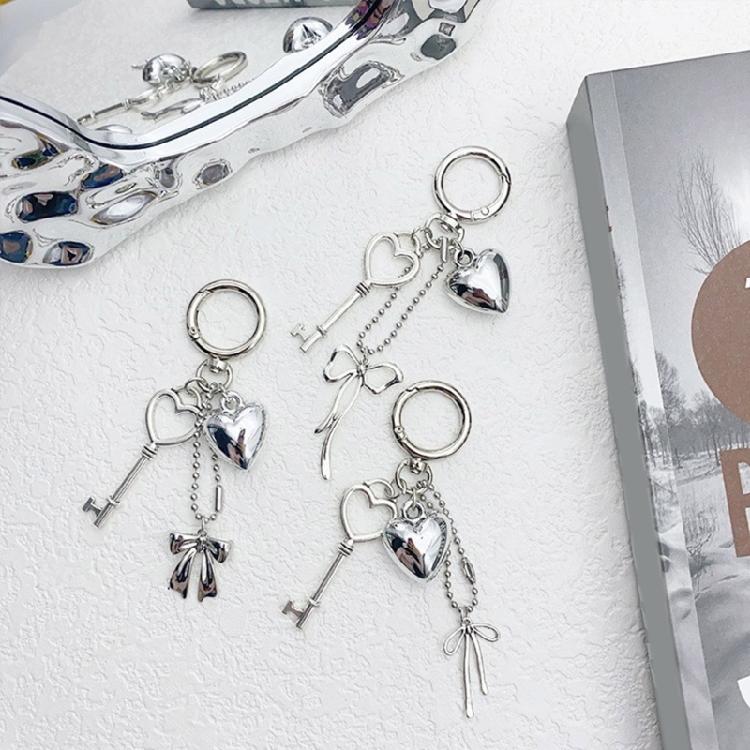 Love Keychain Heart Key Holder Love Key Pendant Metal Key Adornment Stylish Key Jewelry Alloy Texturte for Couples