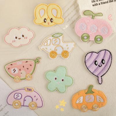 Etiqueta bordada acessórios de vestuário patch autoadesivo acessórios para diário manual patch fruta de desenho animado adesivo de tecido bordado original