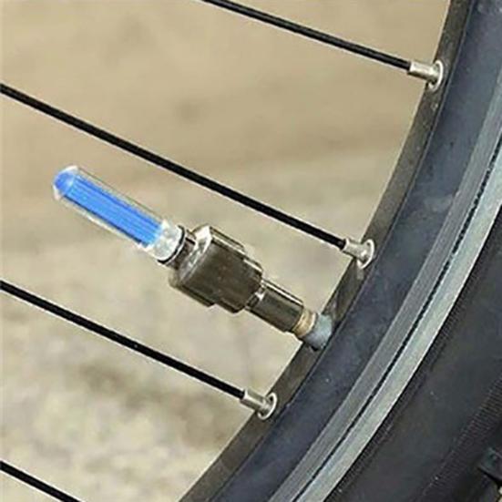 2 Stück LED-Lichtventilkappe, universelle dekorative wasserdichte Auto-LED-NEON-Lampe, Reifenventil-Verschlusskappe zur Modifikation