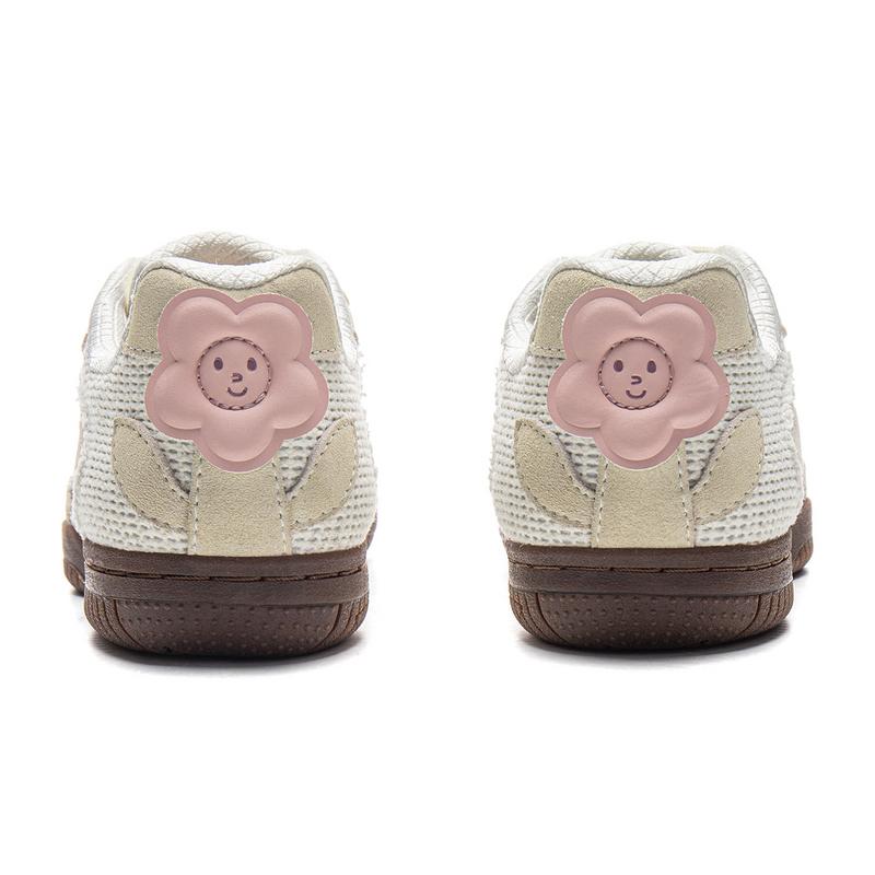 Li Ning Tyakasha X  Table Tennis Collaboration Series Comfortable Durable Non-Slip Low-Top Casual Shoes Unisex Casual Shoes Off-White AZGV153-1