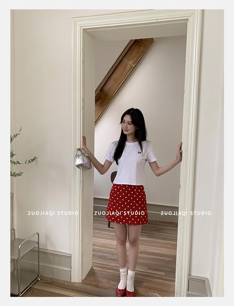 2025 Summer Petite Red Polka Dot A-Line Mini Skirt: Slimming High-Waisted Design for Women