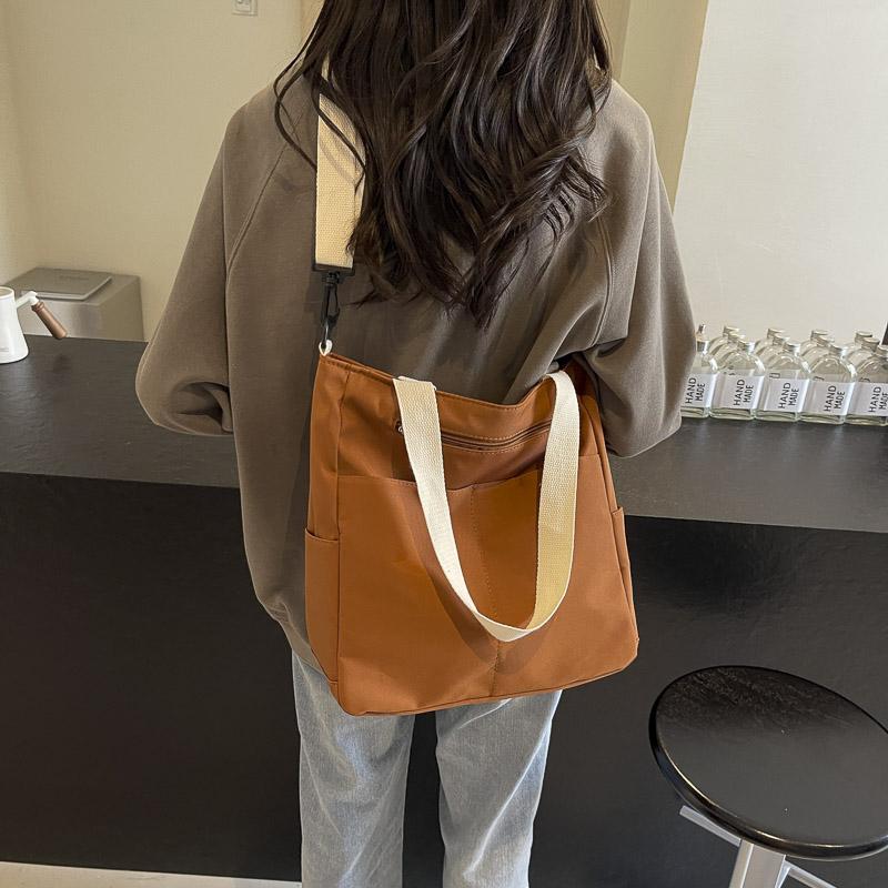 Women s Commuting Solid Color Tote Bag Large Capacity Crossbody Bag Handbag чёрный — фото 3