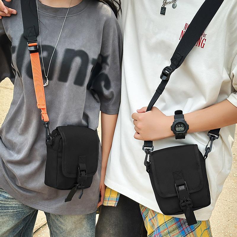 Trendy brand fashion shoulder bag versatile light casual simple foreign style men's and women's messenger bag