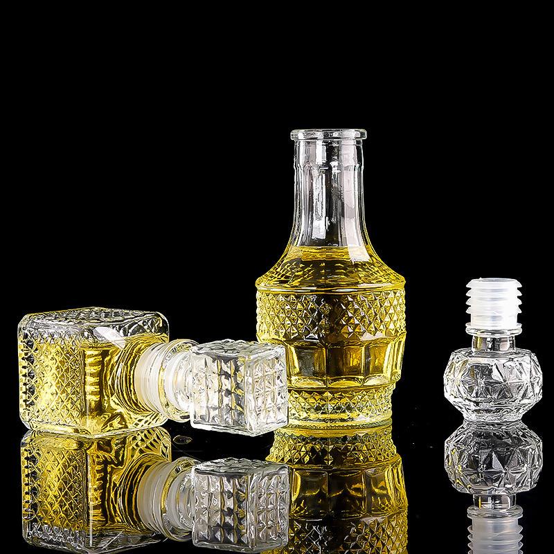 Relaxdays Set 25 Bottigliette In Vetro Da 50 Ml Con Tappo Ermetico A Leva E Imbuto - Ideali Per Liquori, Olio E Bomboniere Fai Da Te